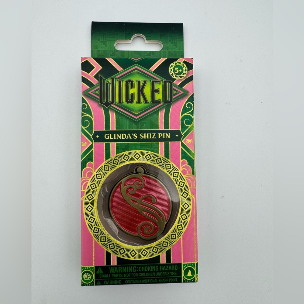 Wicked Glinda's Pink Shiz University Pin GRANDE ORIVO Ariana Grande